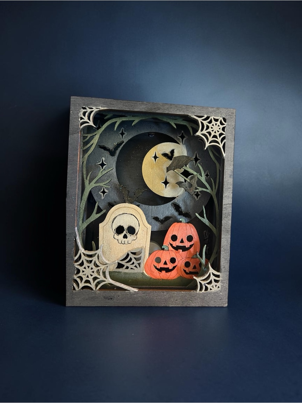 Halloween LED shadow boxes you choose - Picture 3 of 5